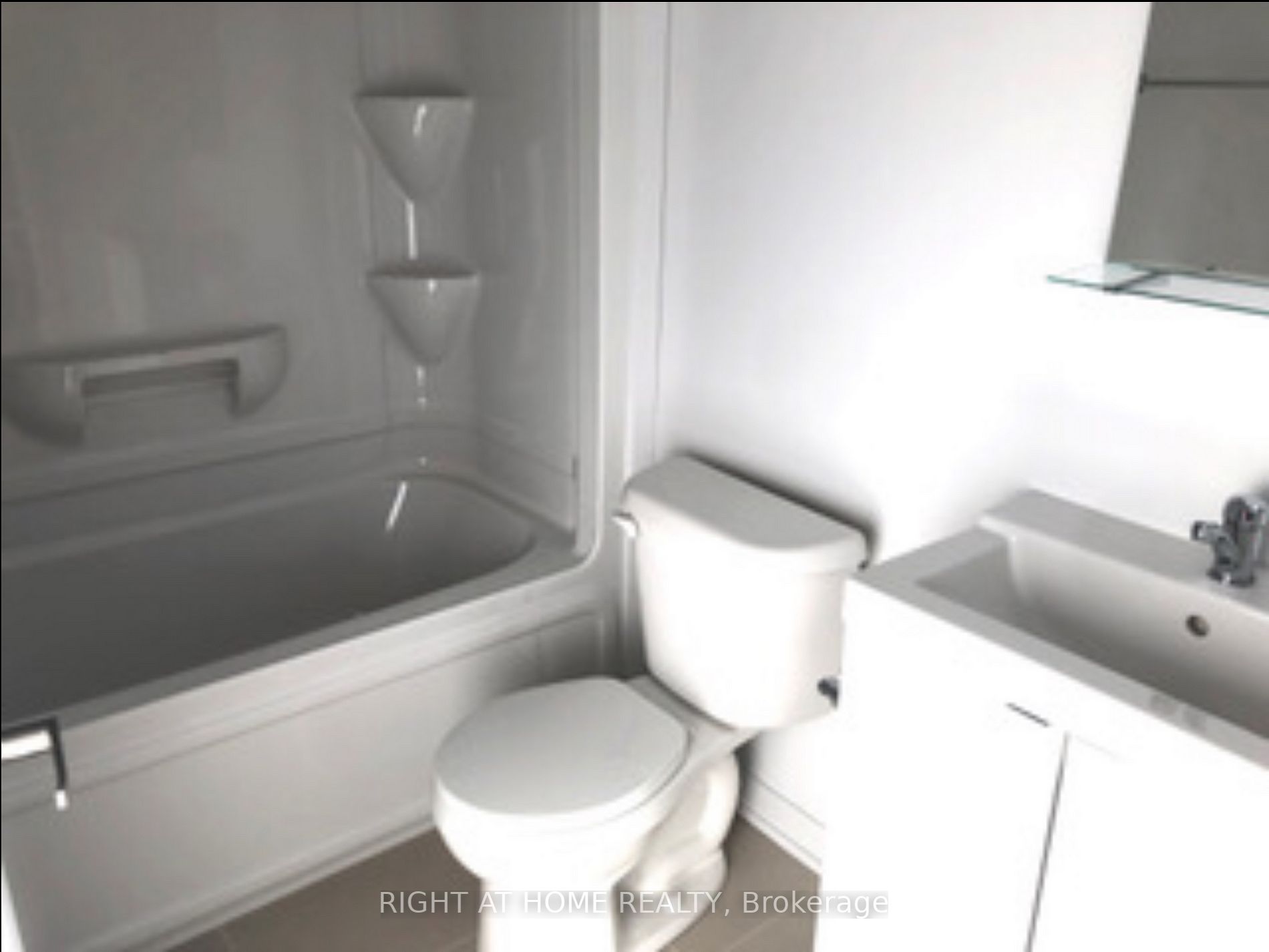 1800 N Simcoe St 318