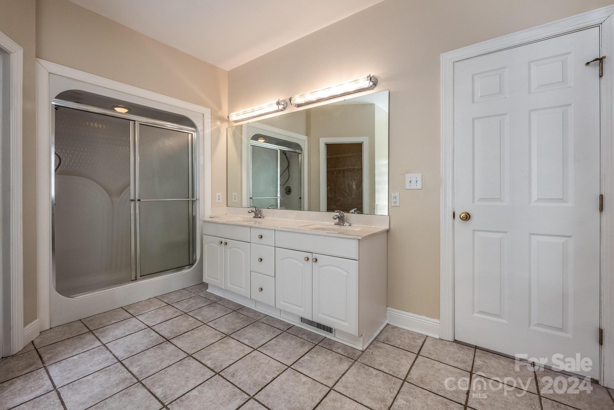 6730 Hawks Nest Lane