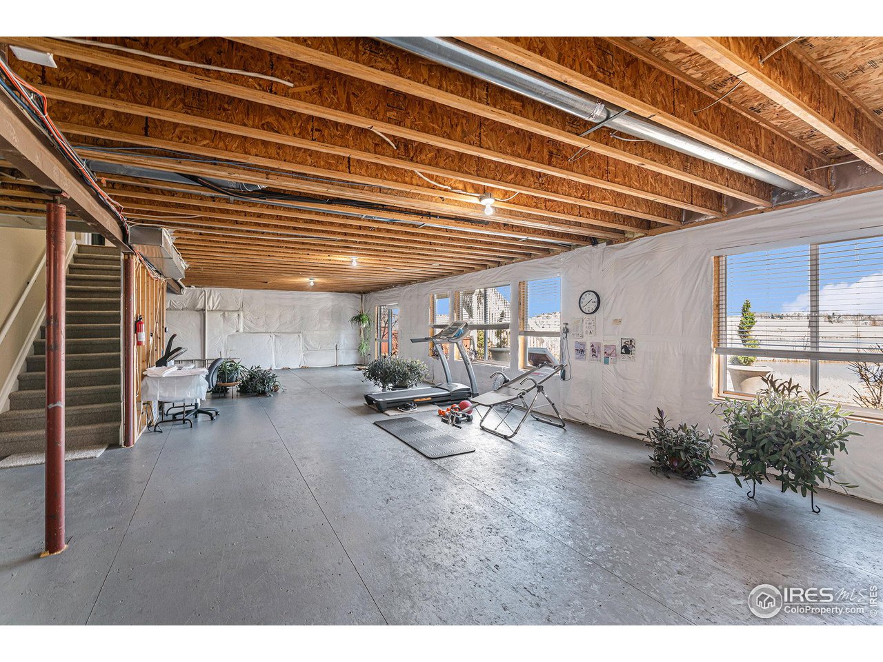 5852 Huntington Hills Dr