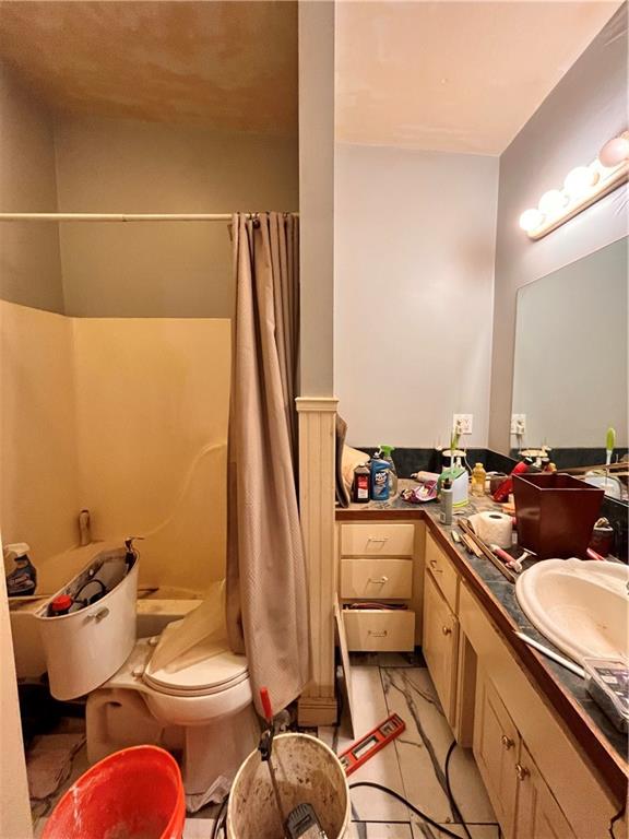 22 U Lake Shore Drive