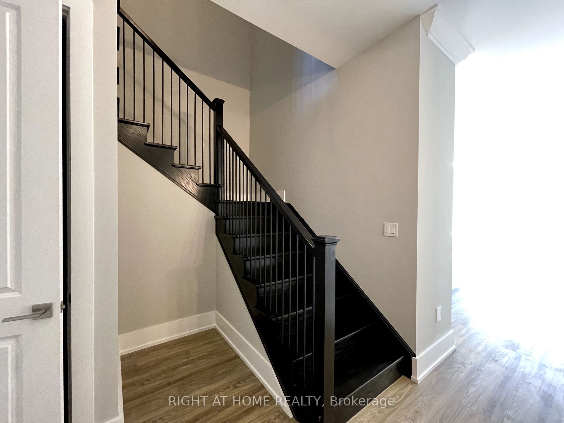 1056 Hansler Rd