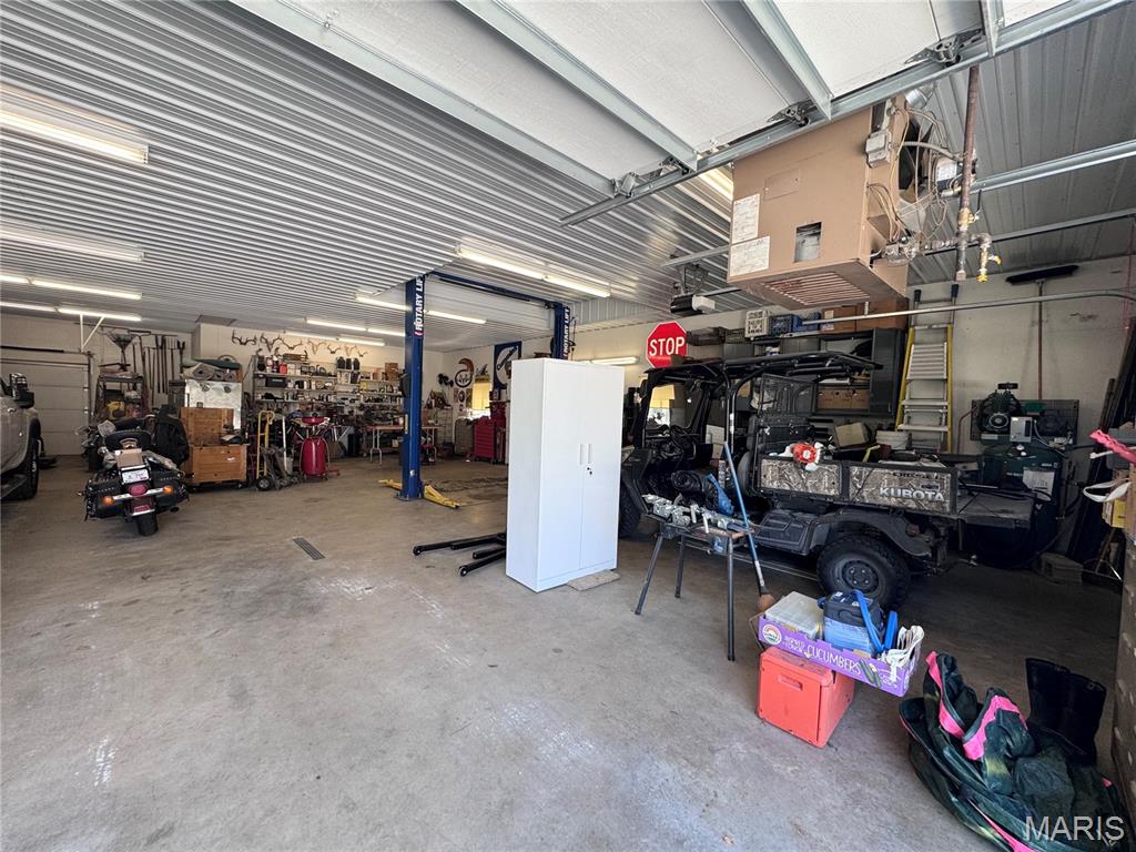 25247 Monroe Road 581