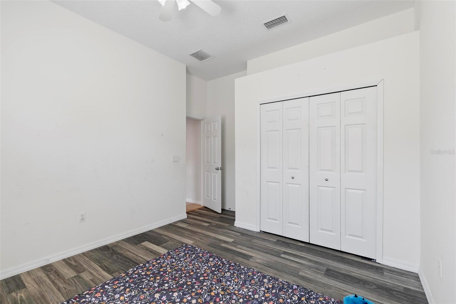 18 Buttonwood Lane