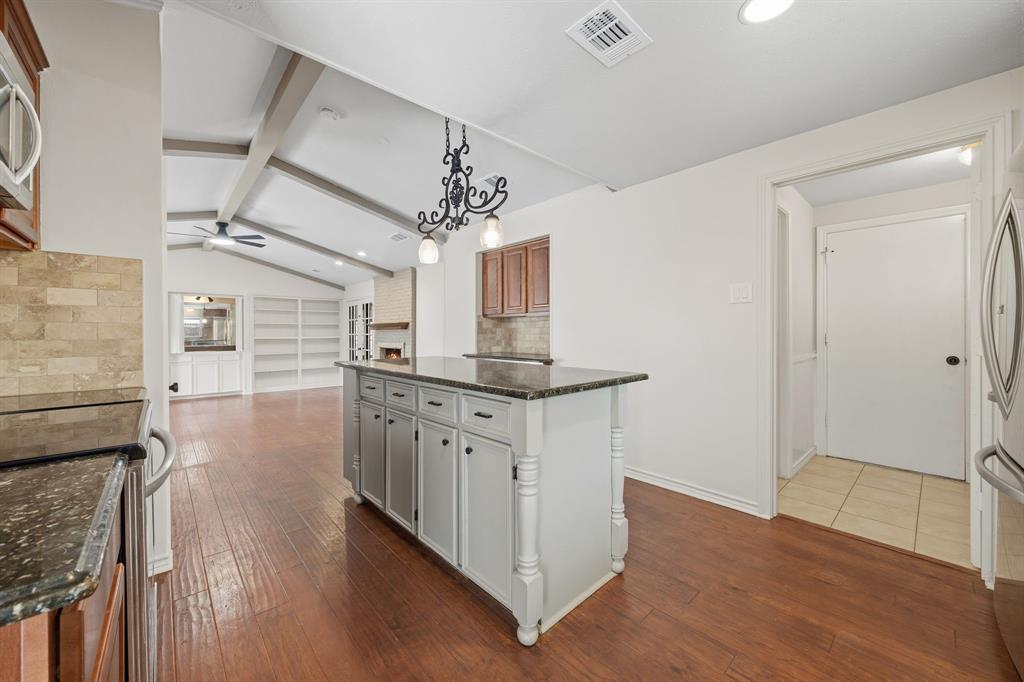 416 Forest Grove Drive