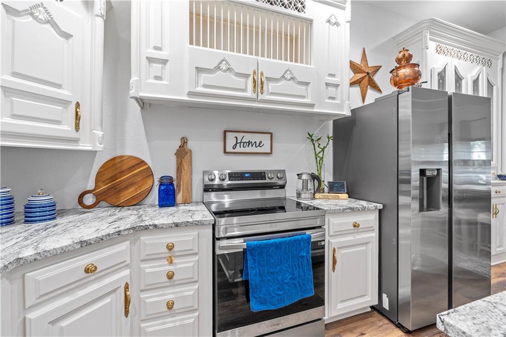 427 W Walnut Street