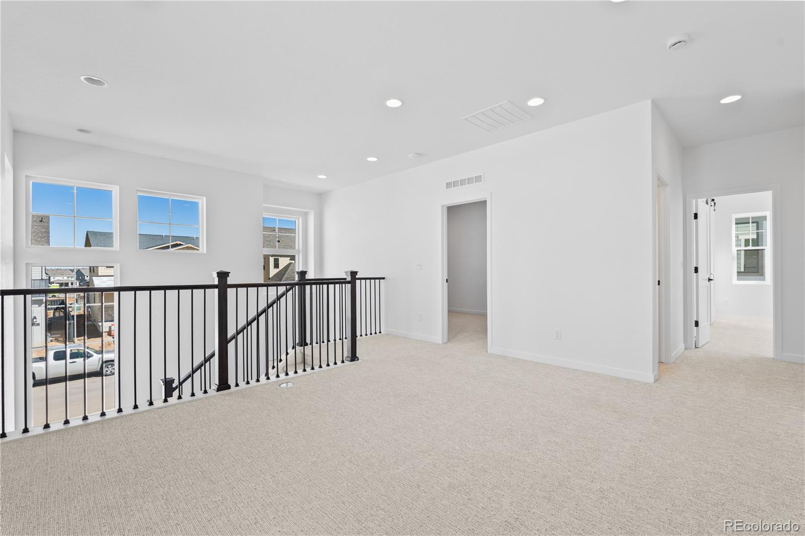 8892 Springsong Lane