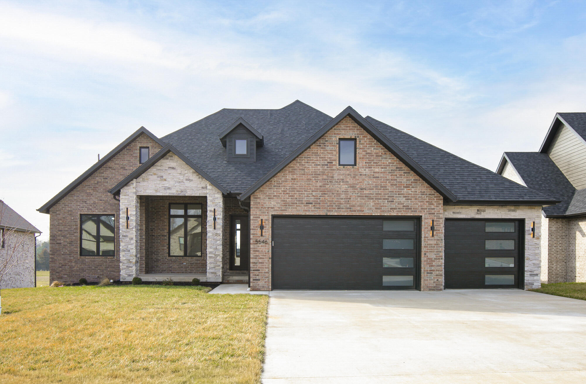 5546 E Cavalcade Lane