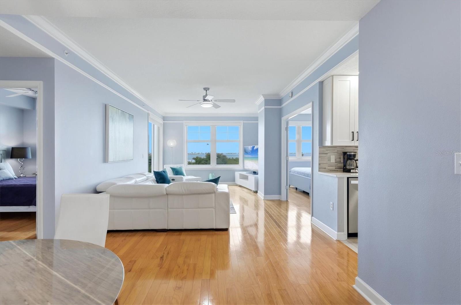 750 N Tamiami Trail 517