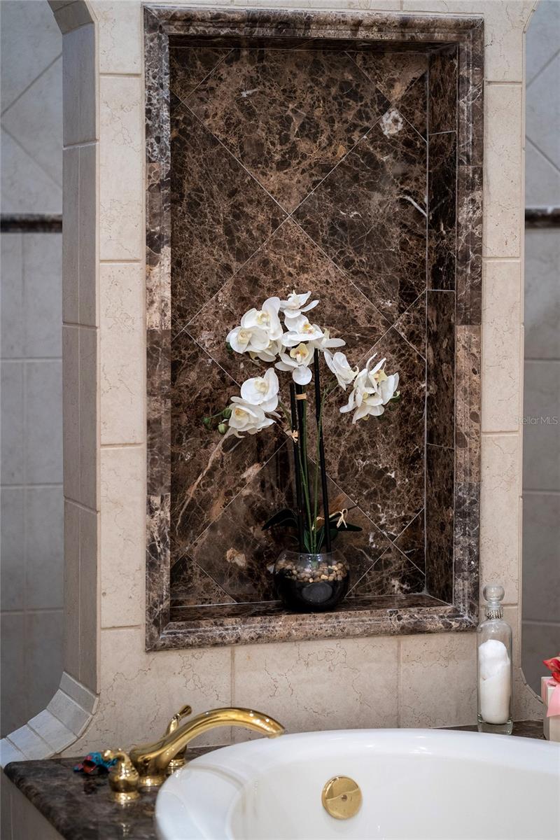 6221 Blakeford Drive