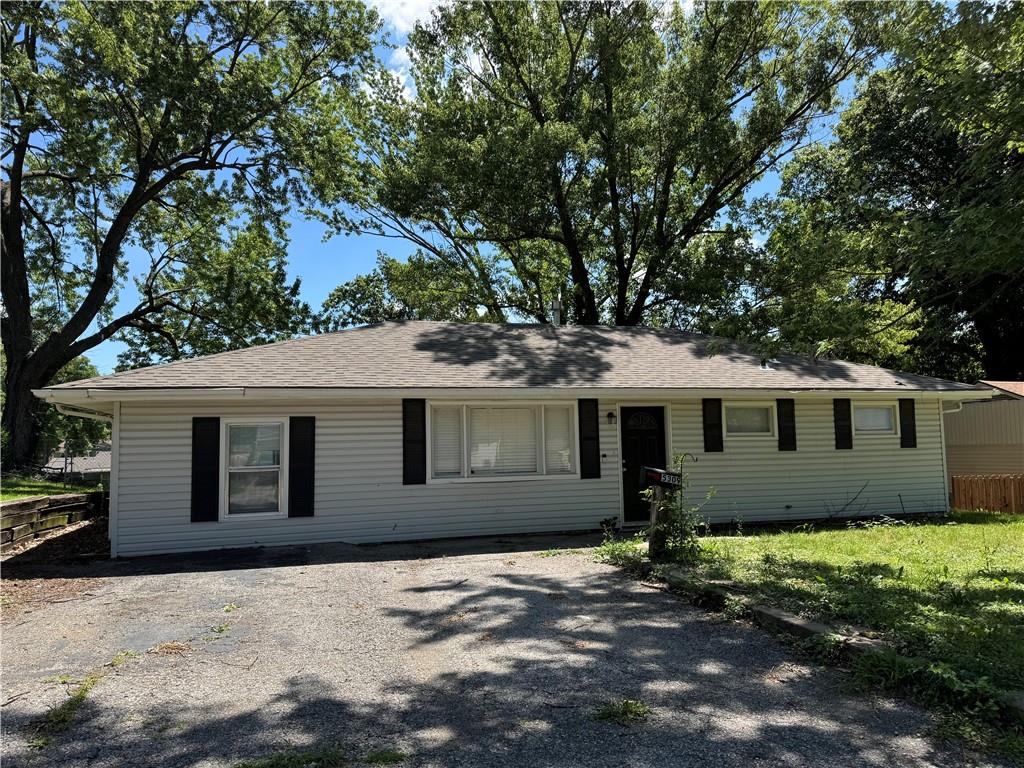 5309 N Michigan Avenue