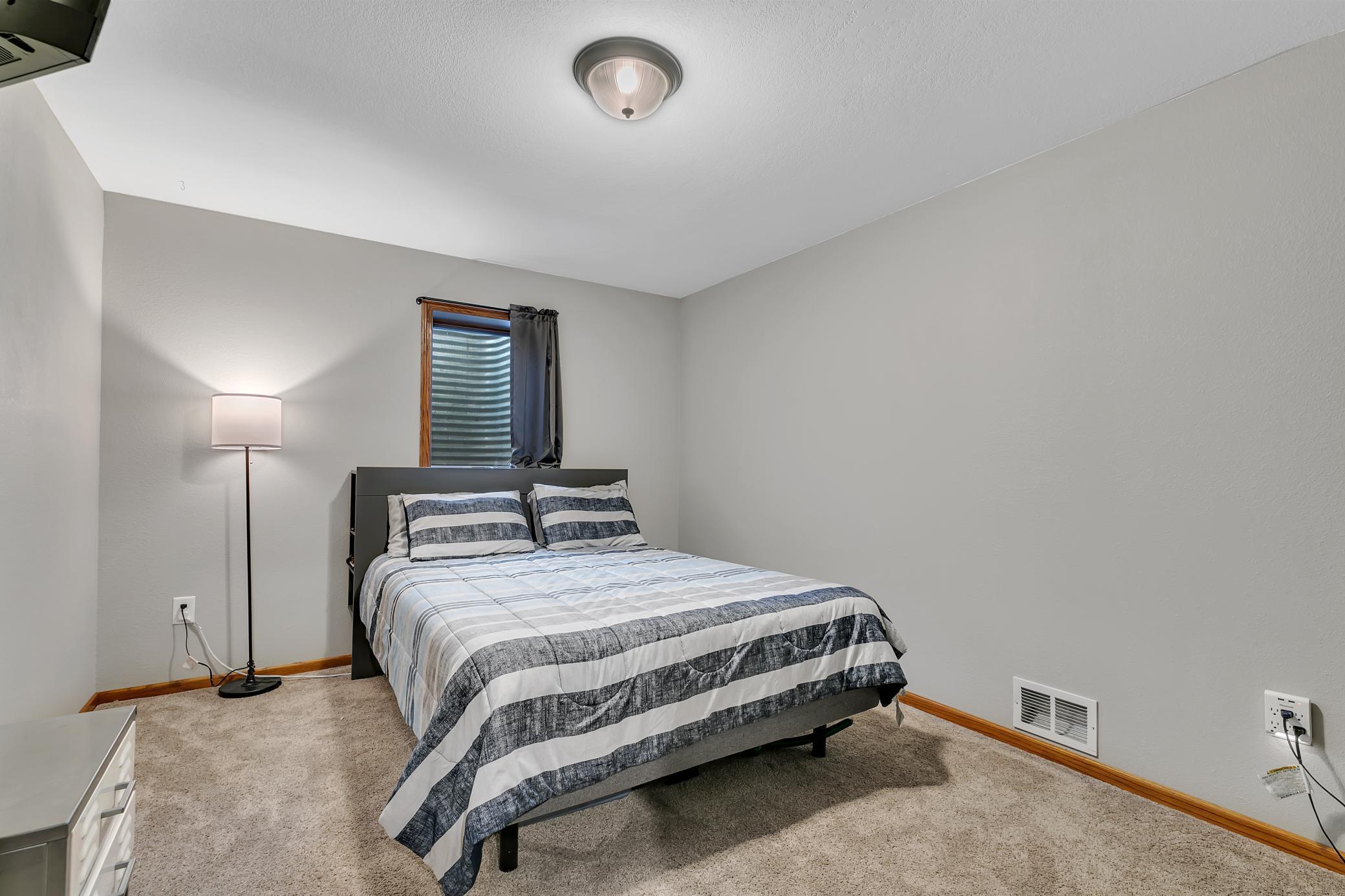 512 Scenic Drive S