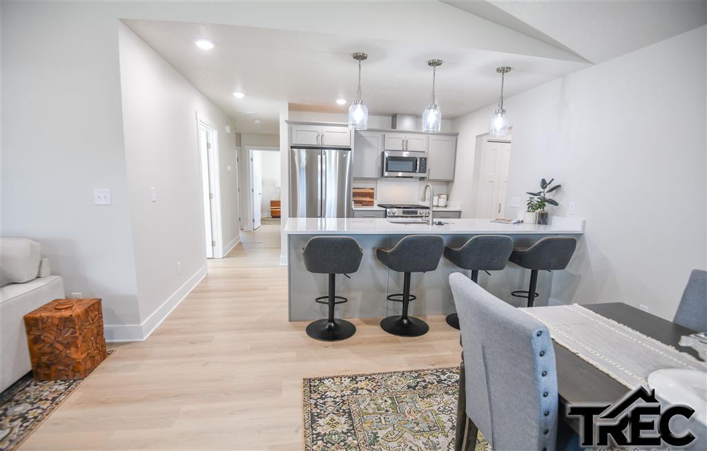 293 Cypress Dr