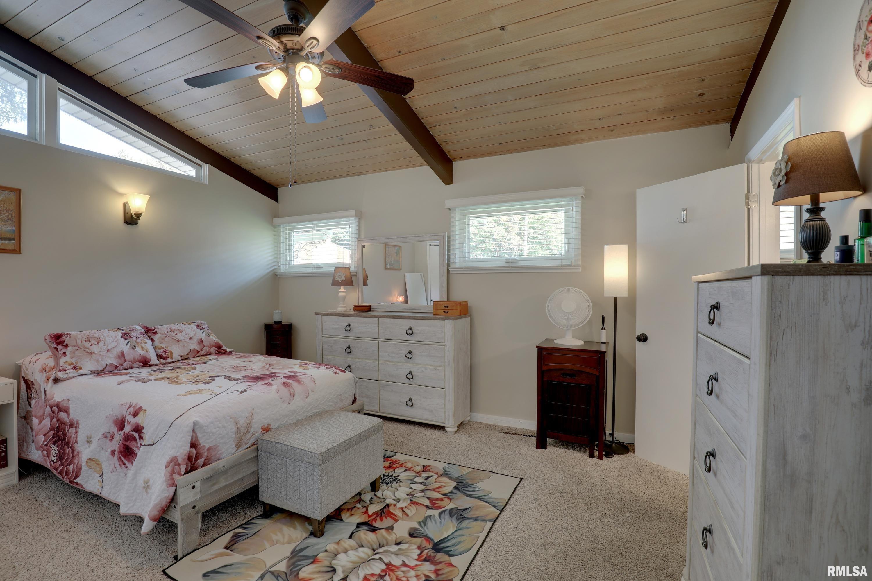 728 Ridgewood Drive