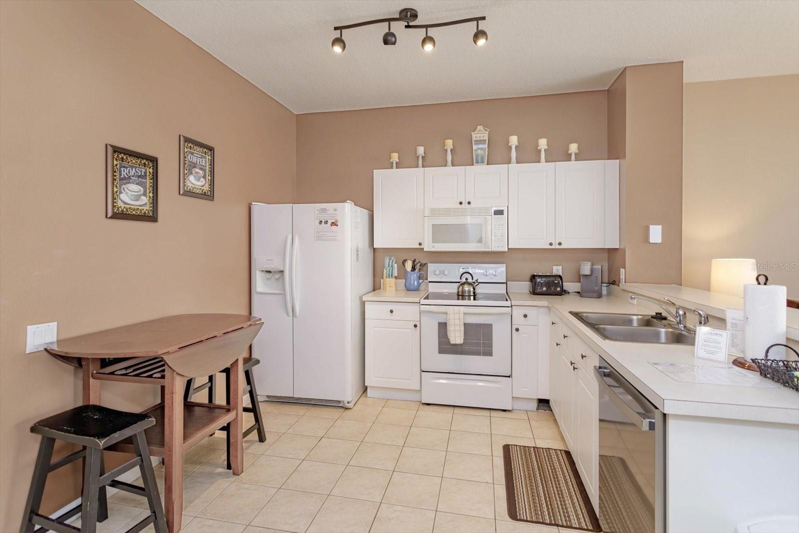 2326 Silver Palm Dr