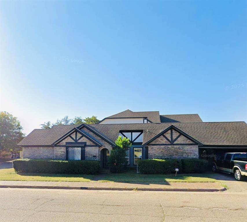 2224 Brigadoon Court