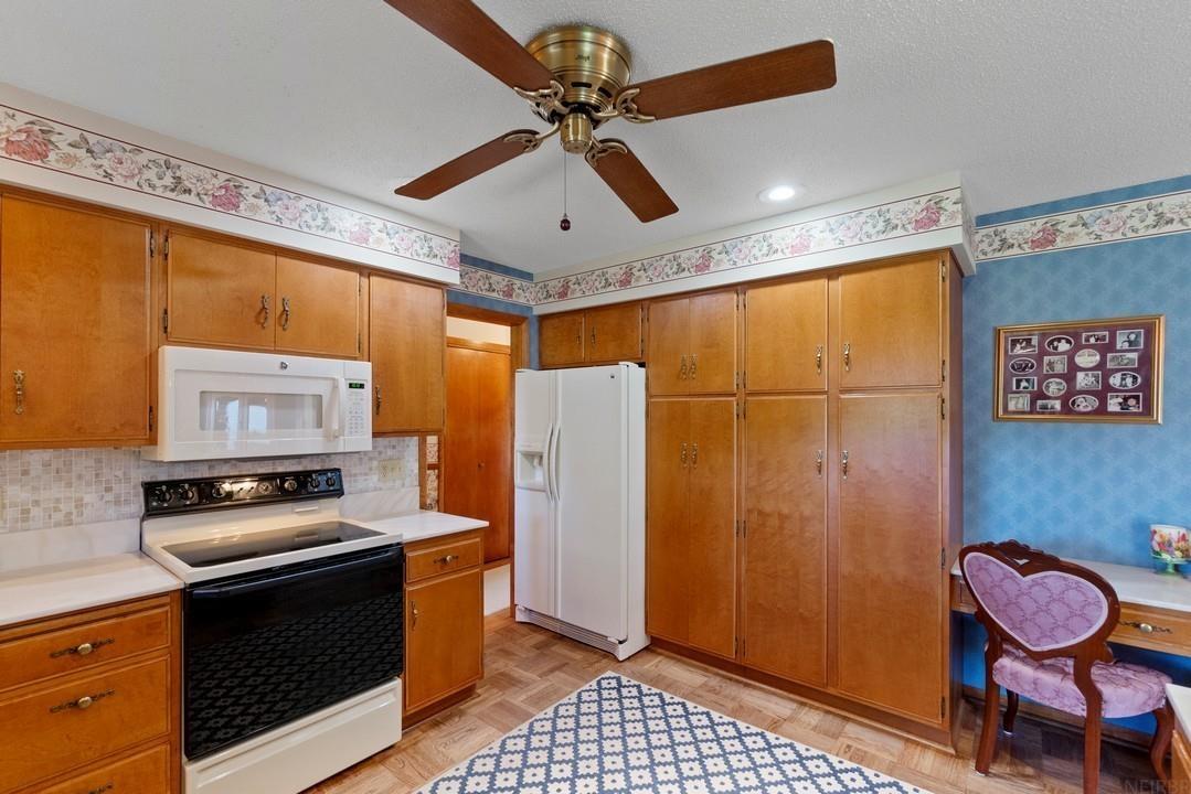 1202 Ellis Drive