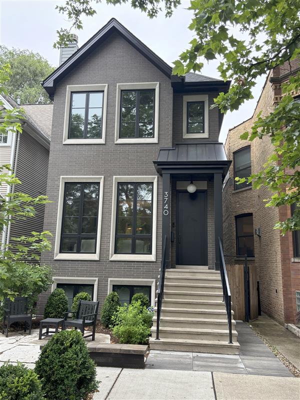 Gorgeous new construction single-family home on beautiful tree lined Roscoe Village street. Spacious floor plan with amazing custom chef's kitchen, professional grade SS appliances, oversized island, quartz counters & built in banquette. Adjacent open family room with WB fireplace & custom built-ins provides a perfect entertaining space. Upstairs offers 4 beds/3 full baths & laundry. Luxurious master suite with cathedral ceilings, spa like bath, his/hers walk in closets. Lower level with radiant heat, 2 beds/1.5 baths, recreation room with wet bar. Mudroom leads to rear heated snowmelt brick paver patio and 2-car heated garage with roof deck . NOTE : Photos are from a past project. Buyer may select finishes. Deliver Oct 2025, Audobon School District. Lot size is 25 x 125