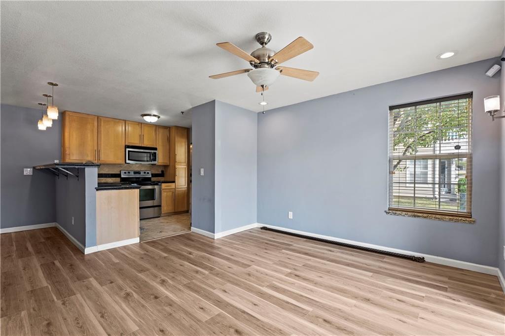 8000 N Drury Avenue 1B