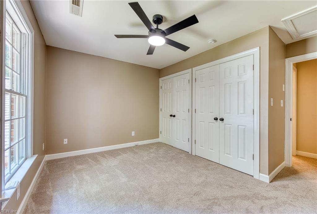 4904 Whitehaven Circle