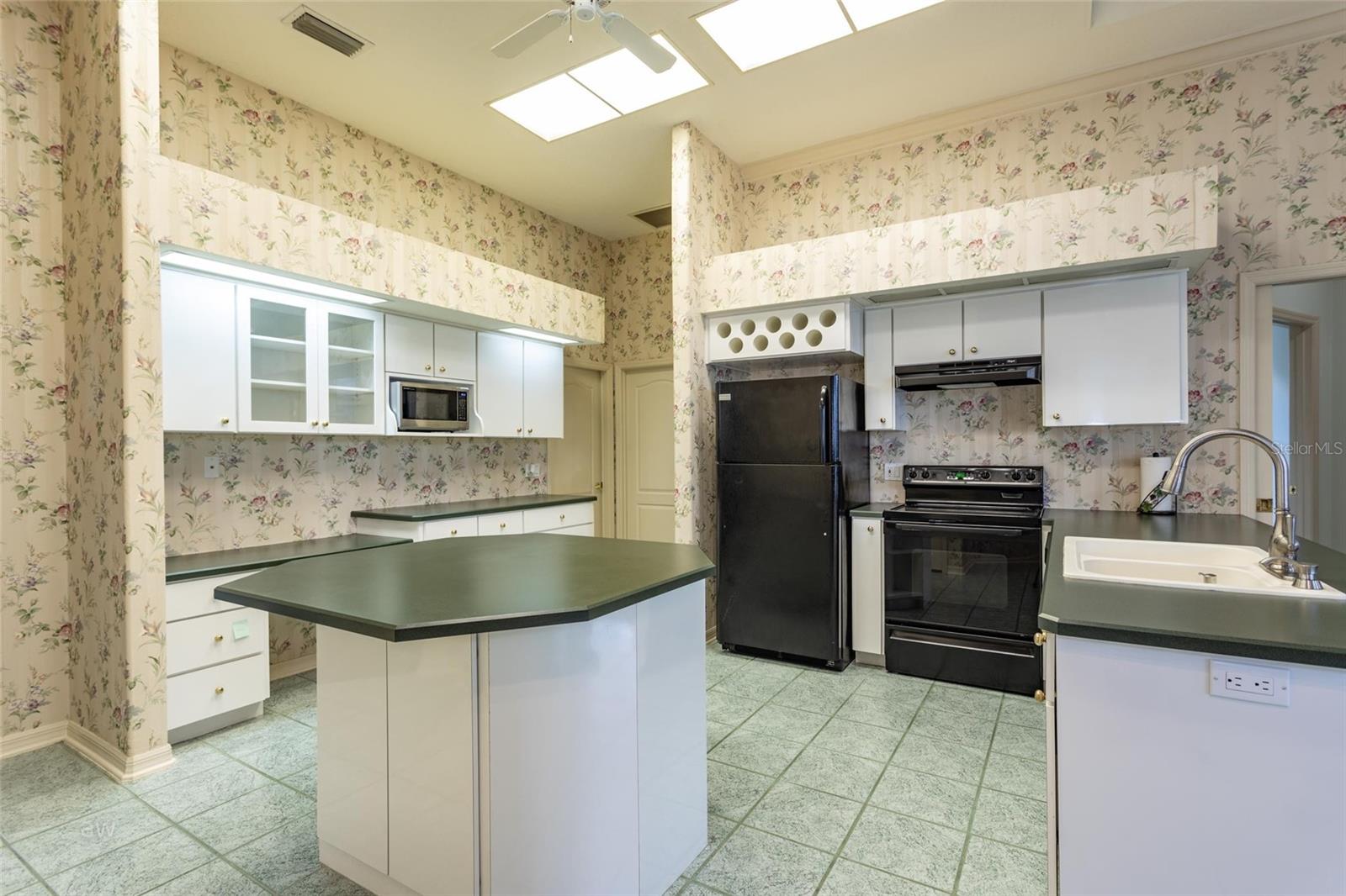 104 Freeport Lane