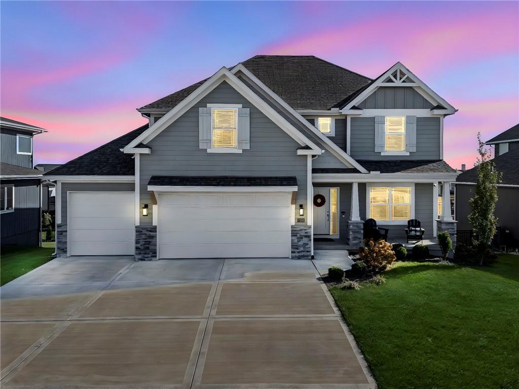 7613 N Tullis Avenue