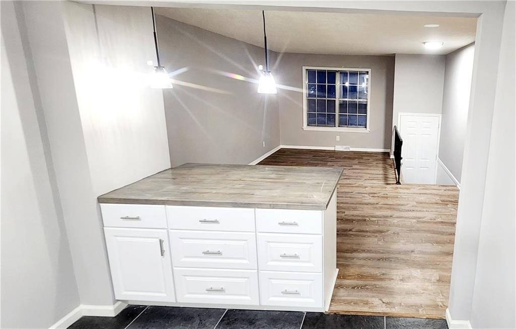 1601 W 24th` Terrace S