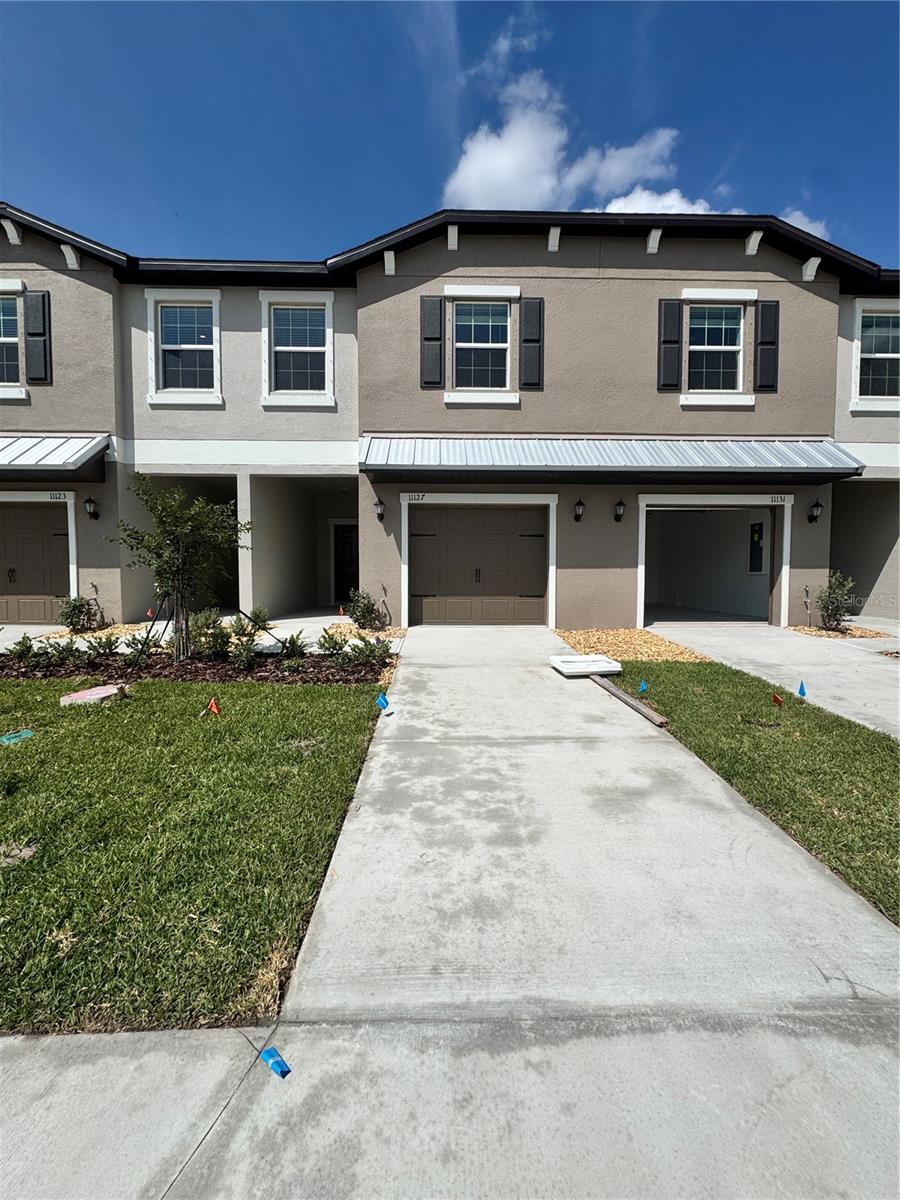11127 E 65th Terrace