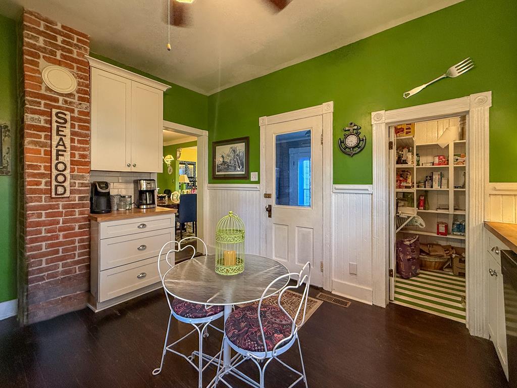 415 Randolph Ave 482