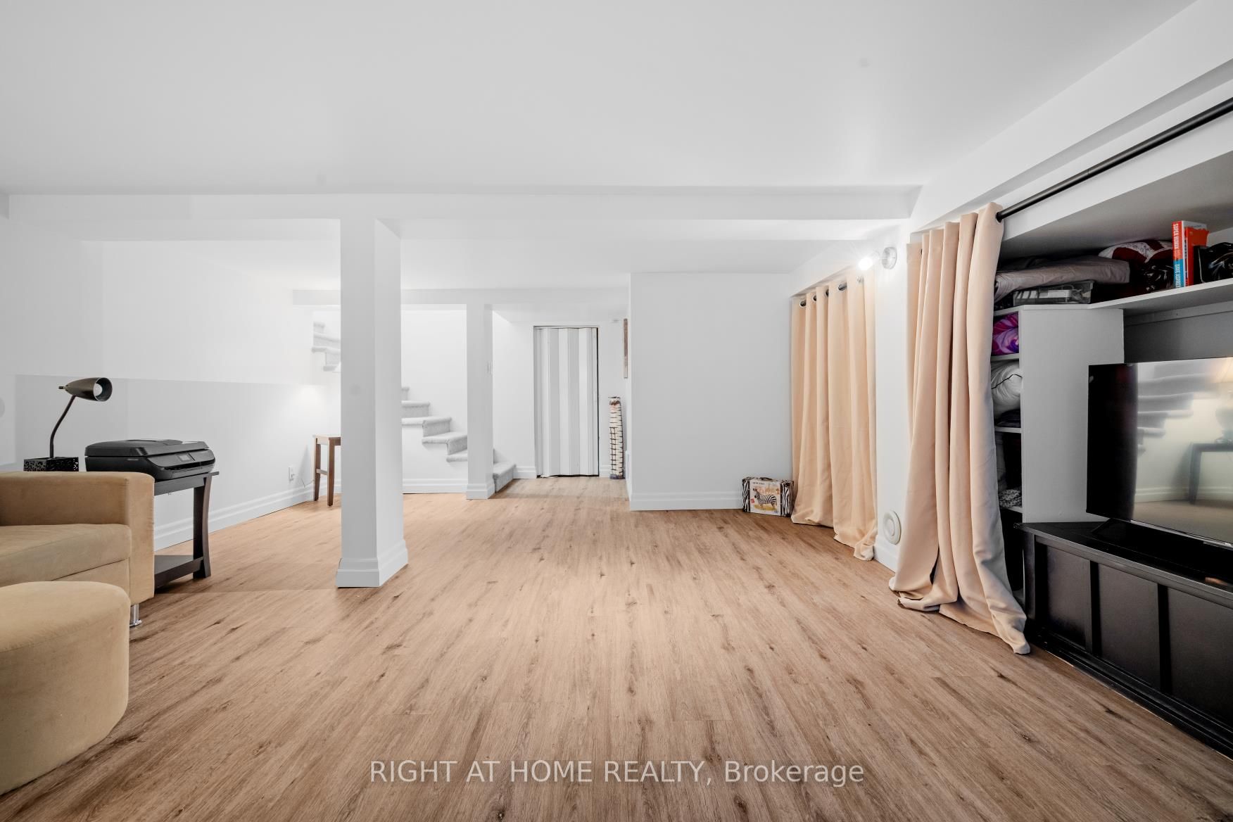 203 Barnes Rd