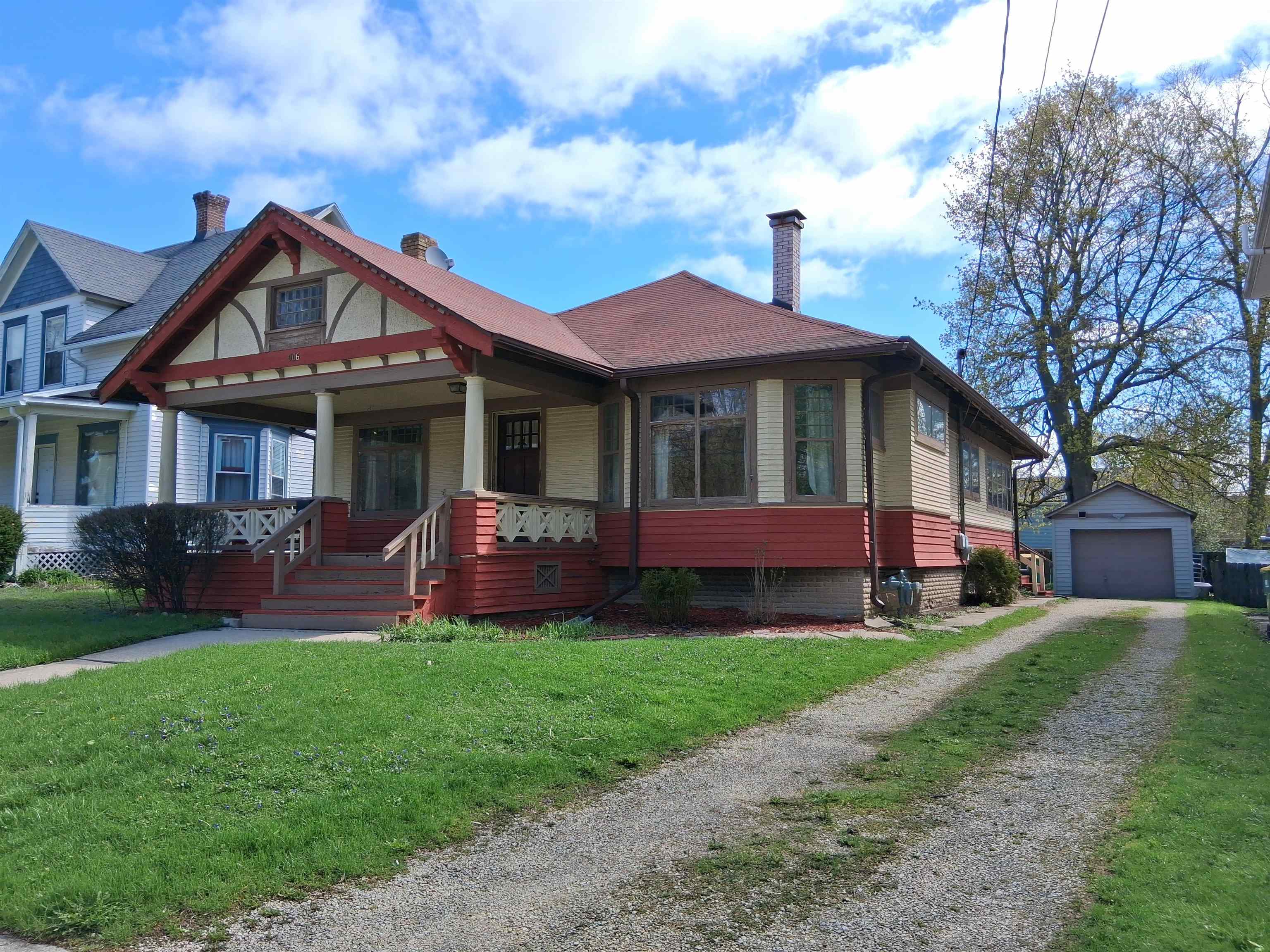 906 Somonauk Street