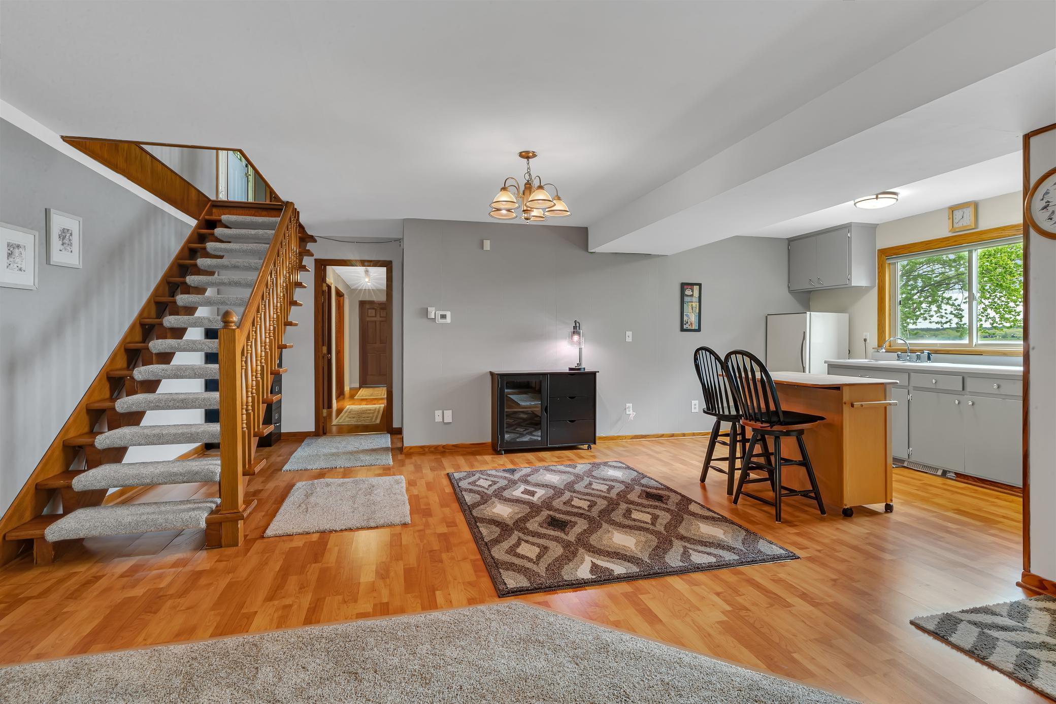 3934 Riviera Road