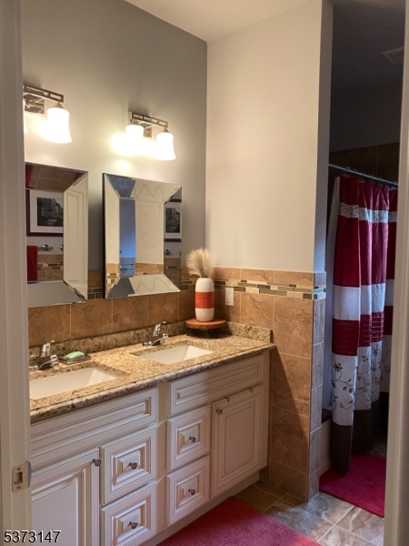 213 Edgar Pl