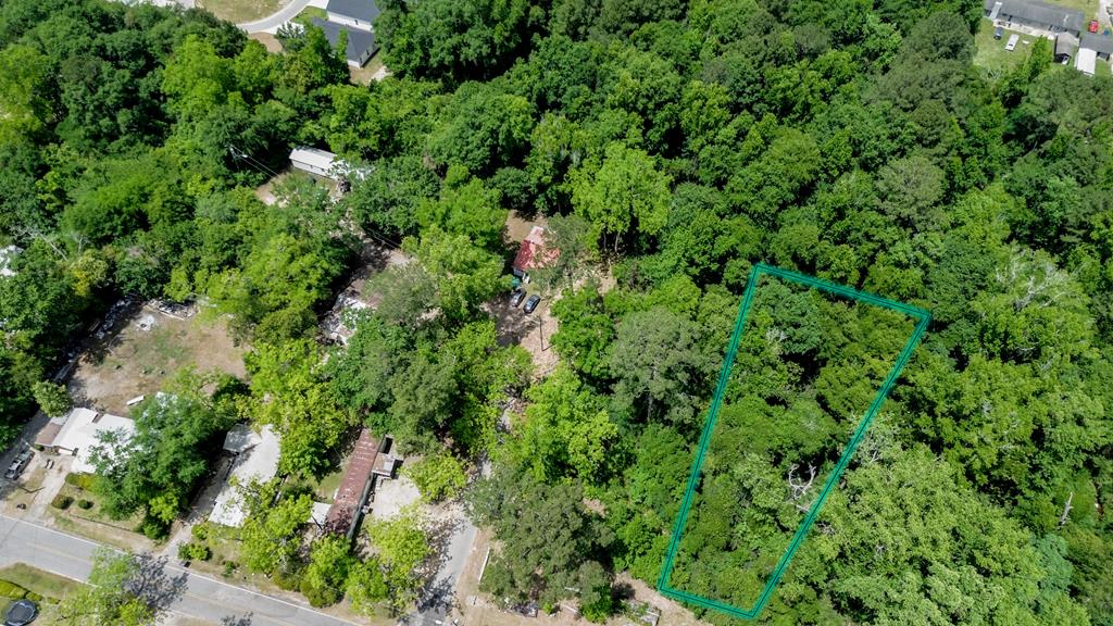 Spacious 1.84-Acre Residential Lot – Endless Potential! Now available: a 1.84-acre residential lot offering ample space to build your dream home, or investment property. With nearly two acres of land, there's room for flexible design, outdoor living, or future expansion. Zoned for residential use and full of development possibilities, this is a great opportunity for builders, developers, or individuals looking to create something unique.  There is an easement for driveway and road frontage with the city. Explore the potential and make this property part of your next project!