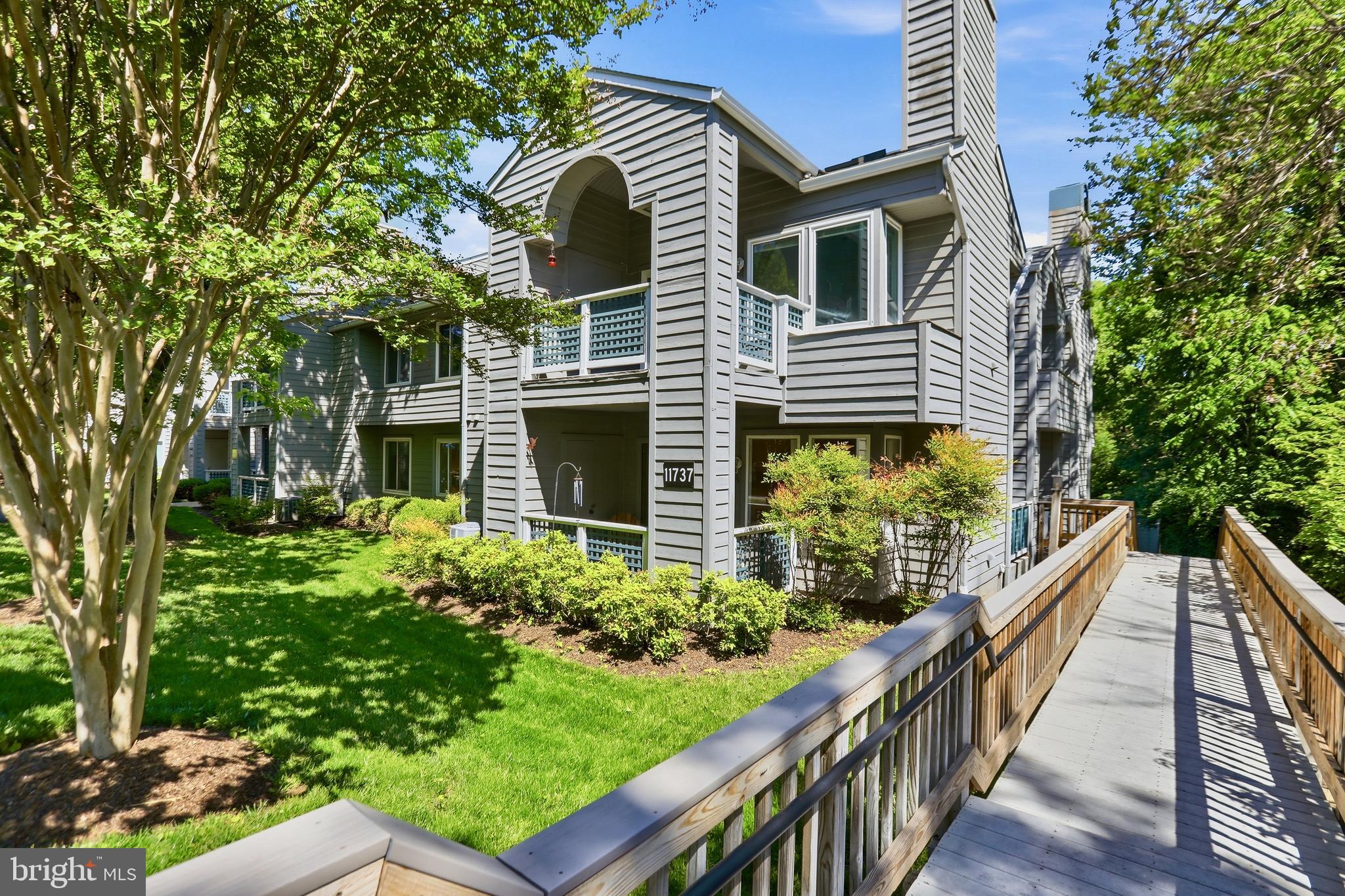 Welcome to this beautifully updated 2-bedroom, 1-bathroom condo in the desirable SummerRidge community! This bright and airy 952 sqft July model has been renovated and features a private balcony, creating an inviting retreat in the heart of North Reston. The kitchen showcases white cabinets and upgraded countertops, complemented by stainless steel appliances. The entire unit has been freshly painted. The primary bedroom offers added functionality with its own additional vanity outside of the full bathroom, perfect for busy mornings or shared living. Location meets lifestyle at Summerridge! Step outside to North Point Village Center for restaurants, groceries, Starbucks, and everyday conveniences. As a Reston resident, you'll enjoy unparalleled amenities including 15 community pools, tennis and pickleball courts, scenic parks, and stunning lakes perfect for kayaking, paddle boarding, and fishing. Commuters will appreciate the Wiehle-Reston Metro station less than 3 miles away and Dulles Airport just 10 minutes by car. This is more than a home—it's a lifestyle in one of Northern Virginia's most sought-after communities.