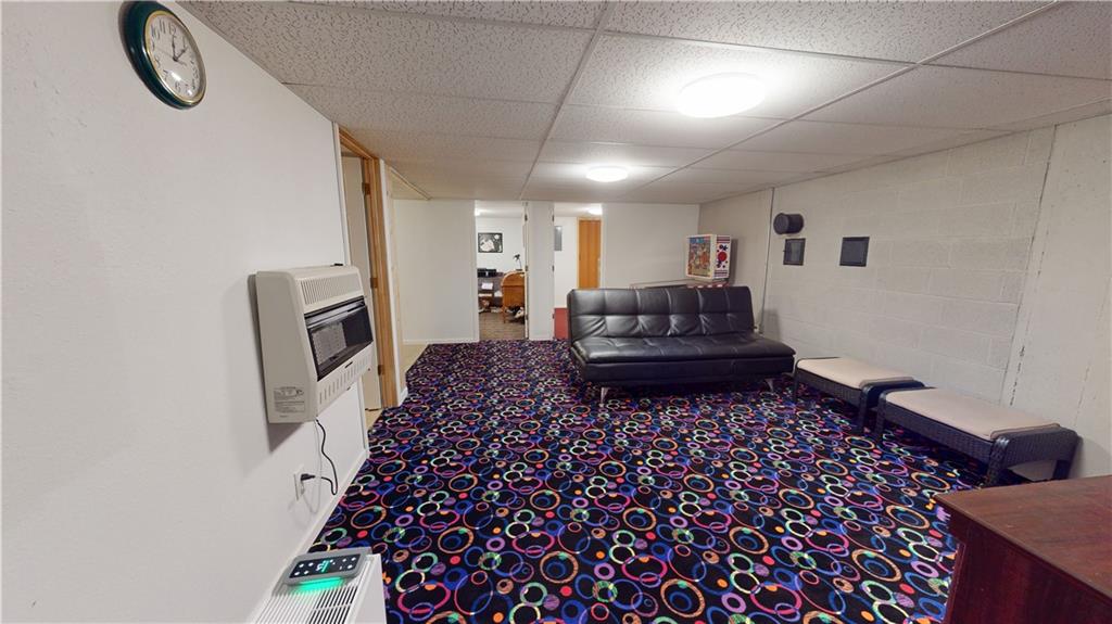 109 E Hardin Place