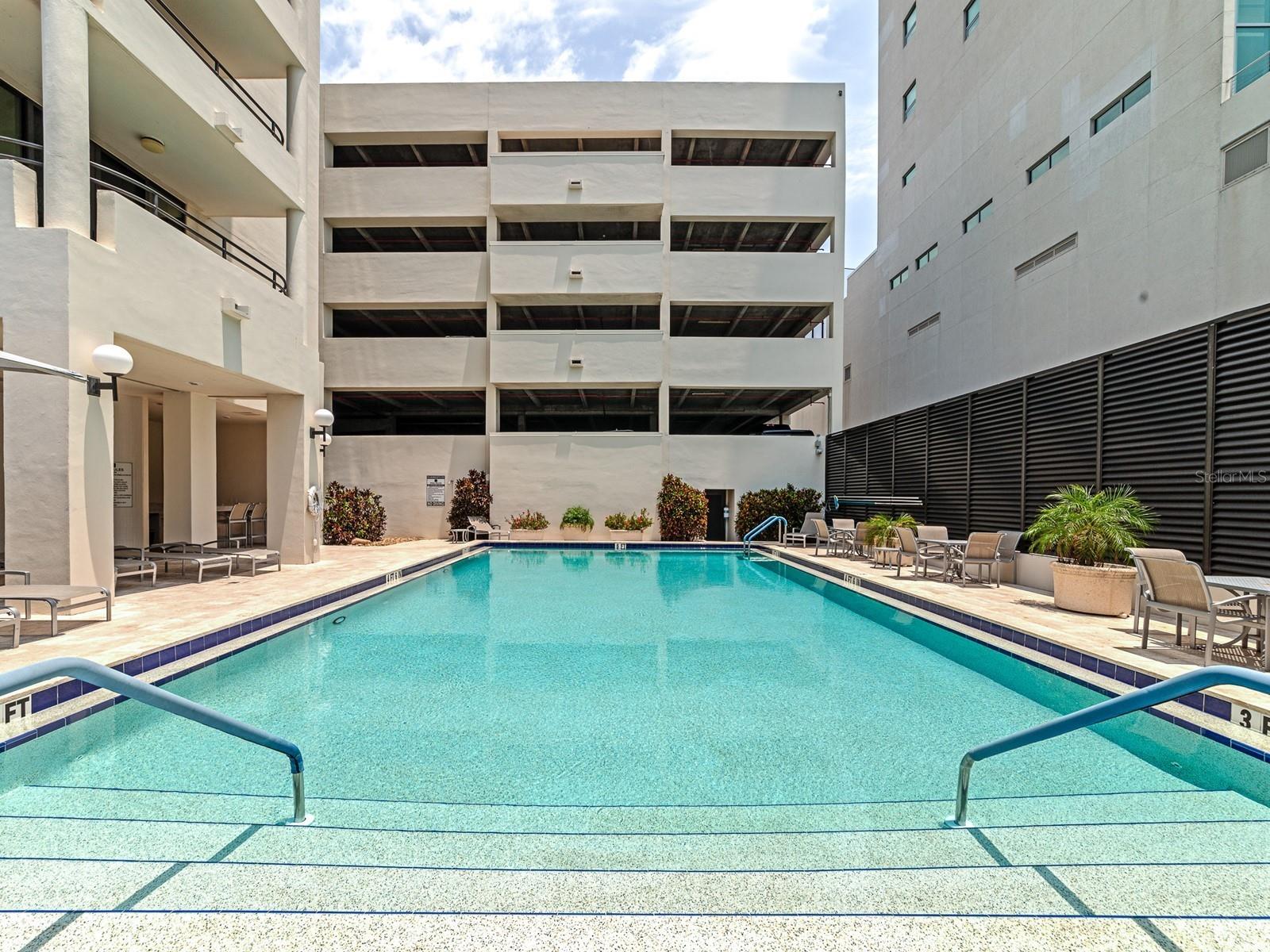 1255 N Gulfstream Avenue 807