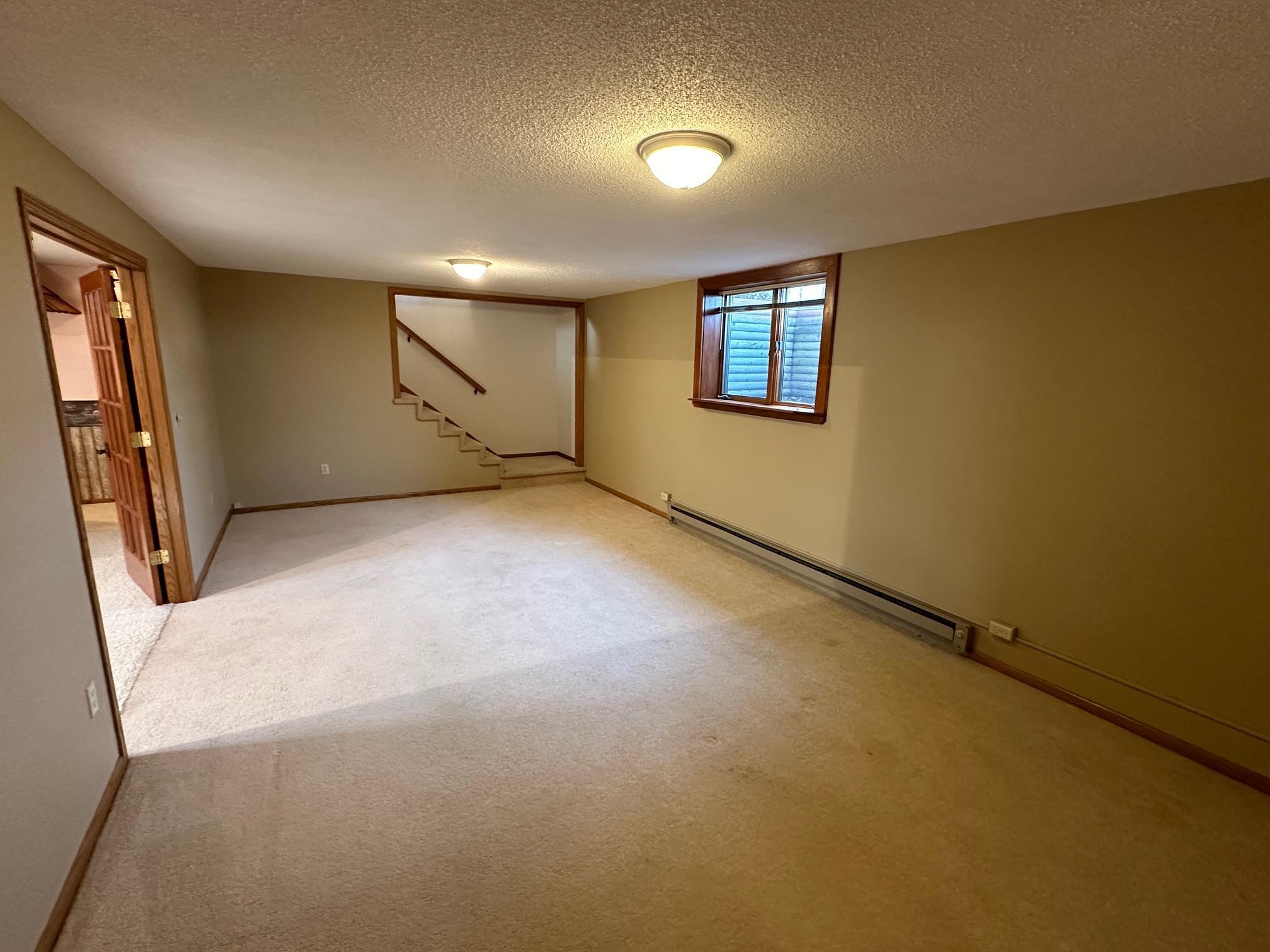 814 Country Club Drive SW