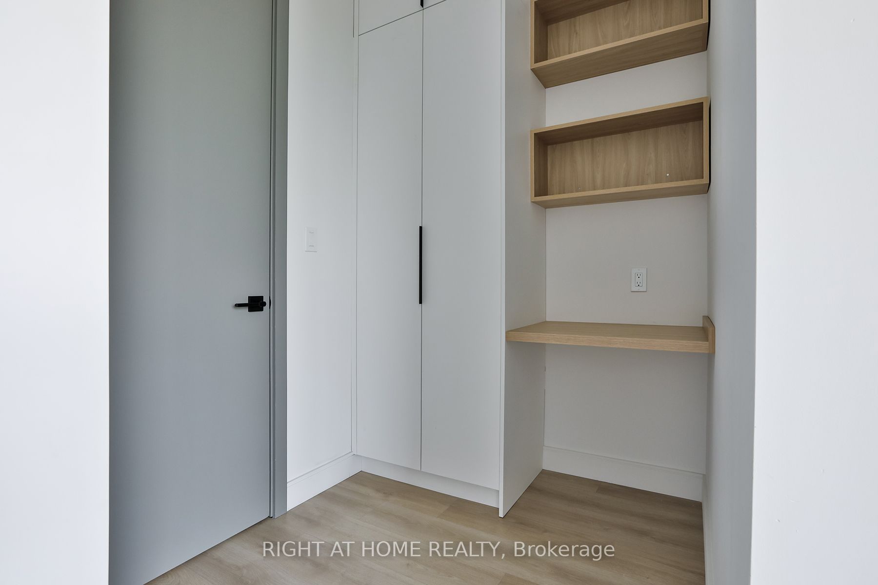 1169 Davenport Rd Unit 3