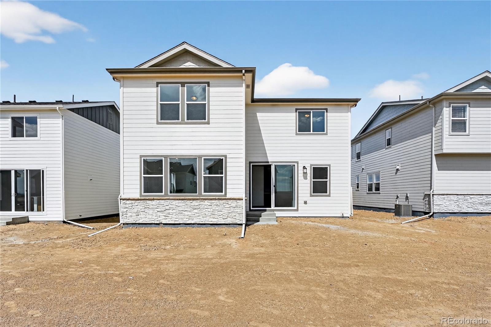 28430 E 4th Place