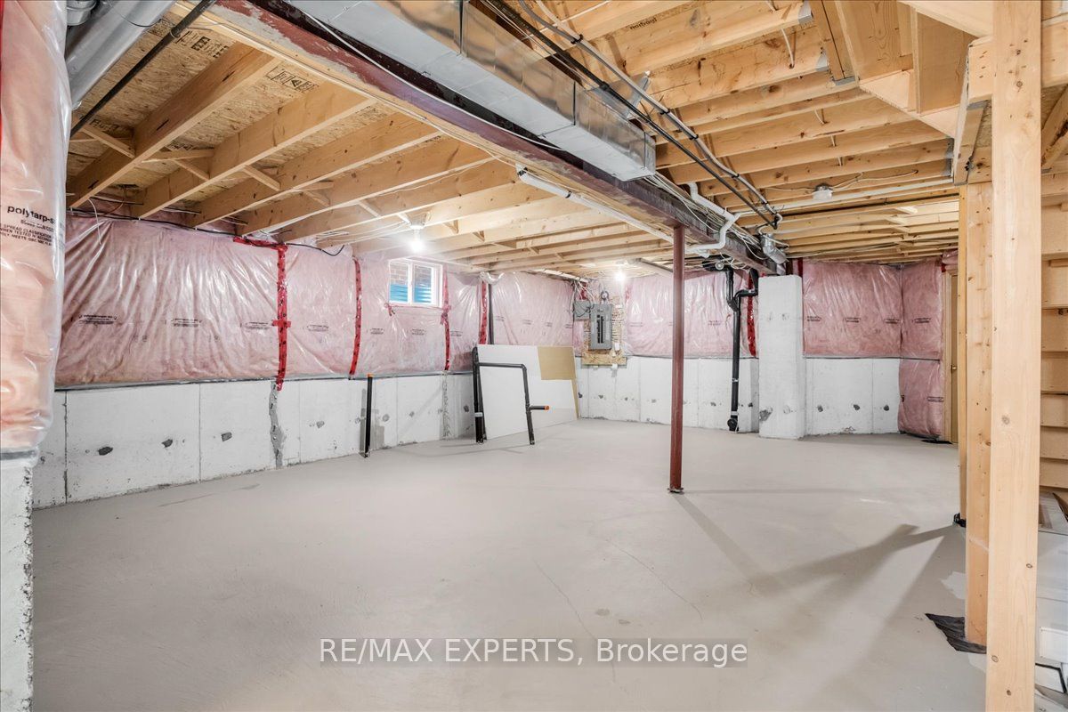 78 Joseph Cres