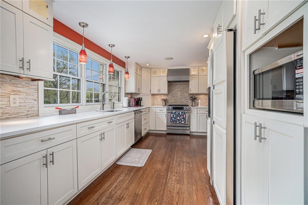 4402 Homestead Drive