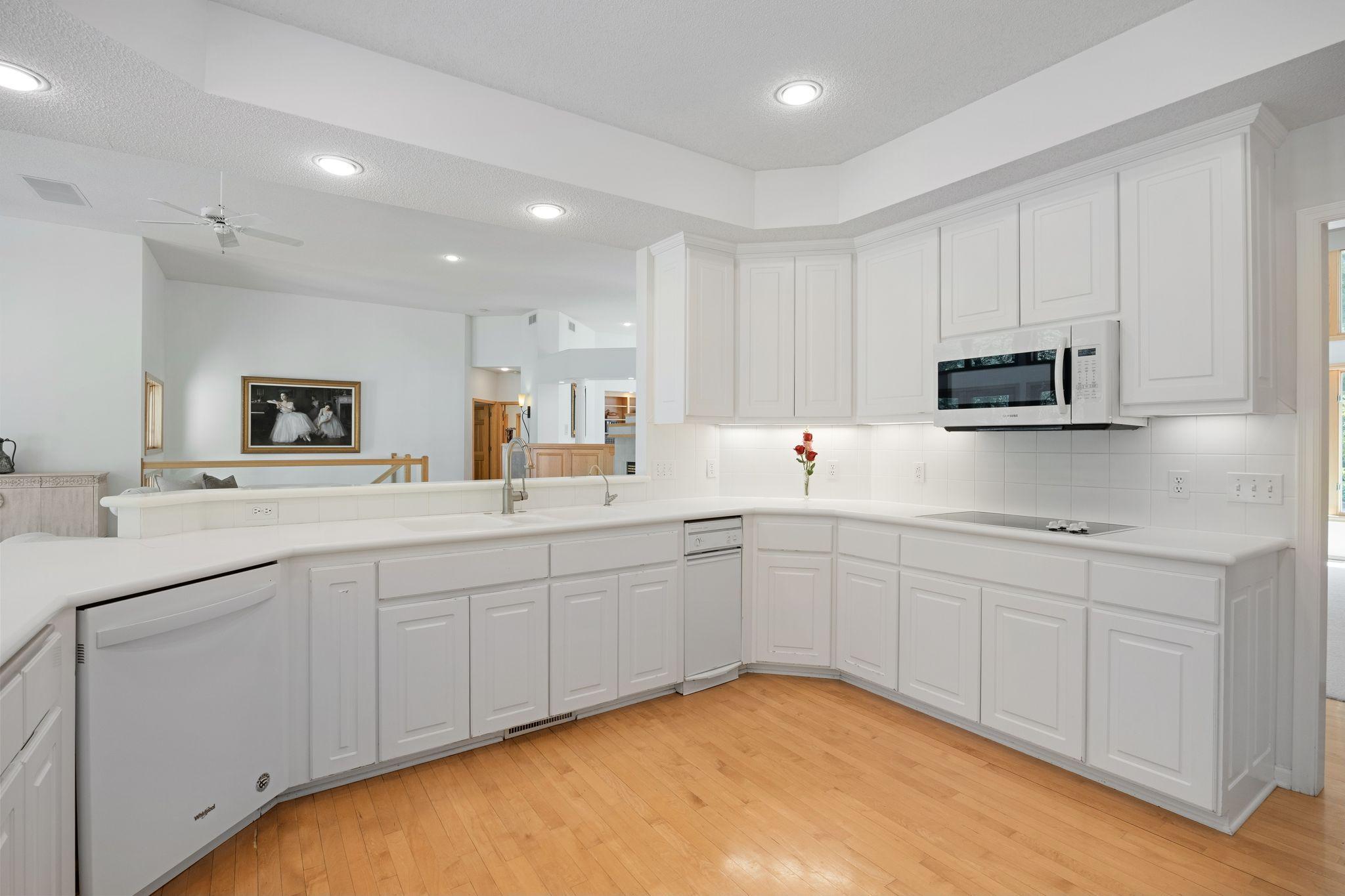 1650 N Farm Road