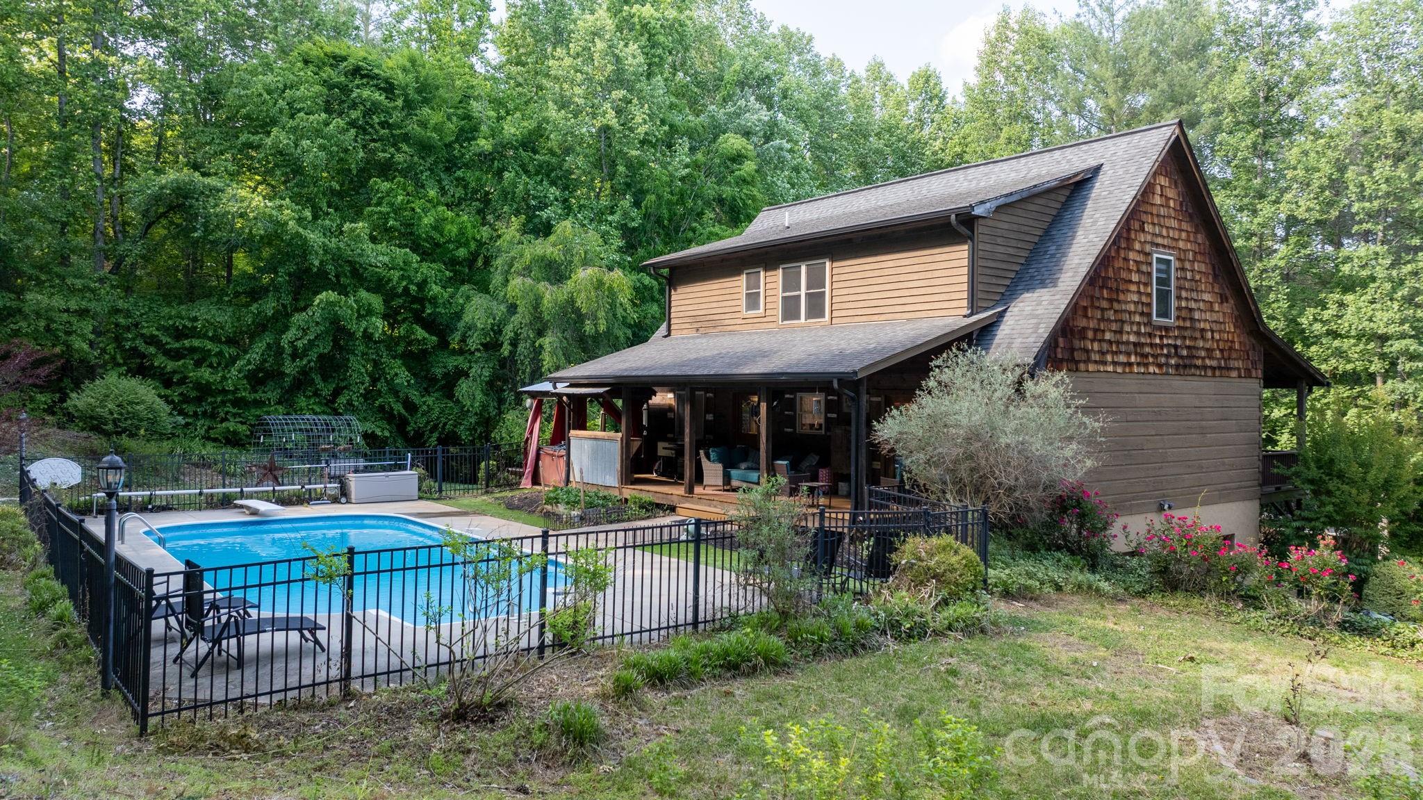 3355 Helton Hartley Place