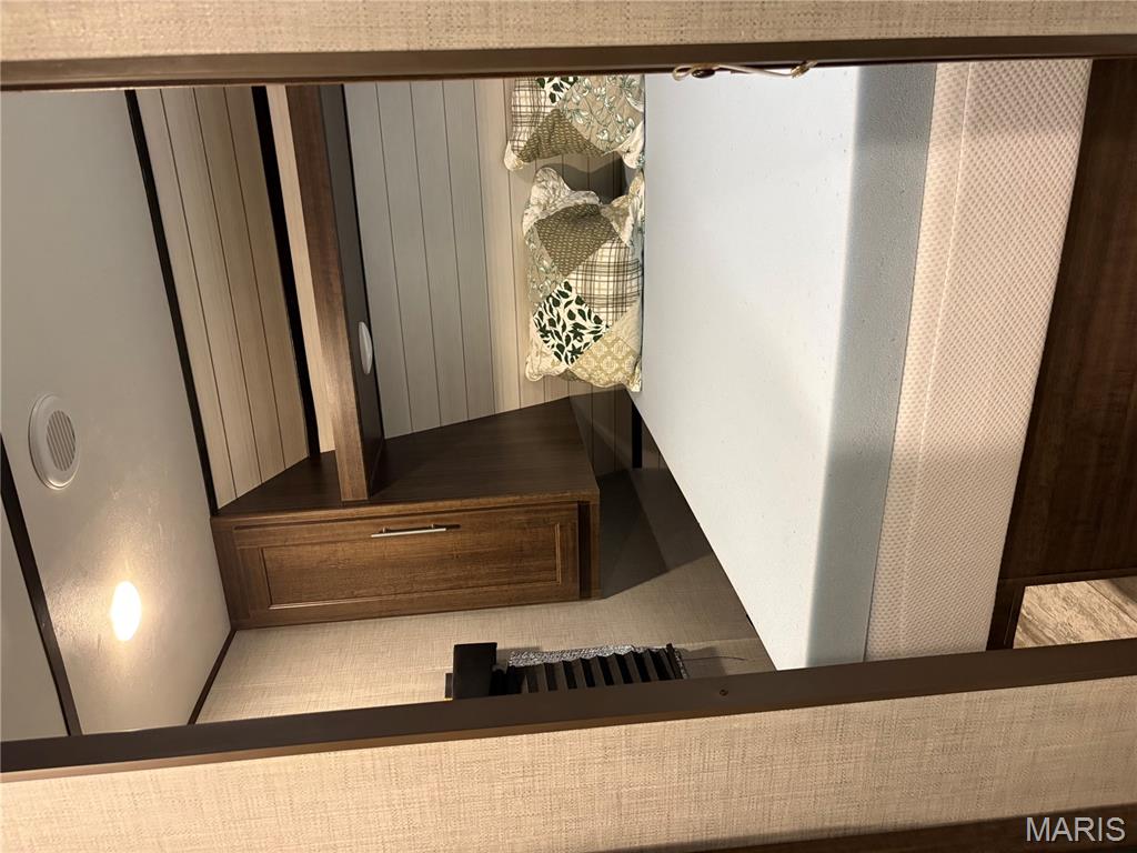 10255 Squaw Creek Rd