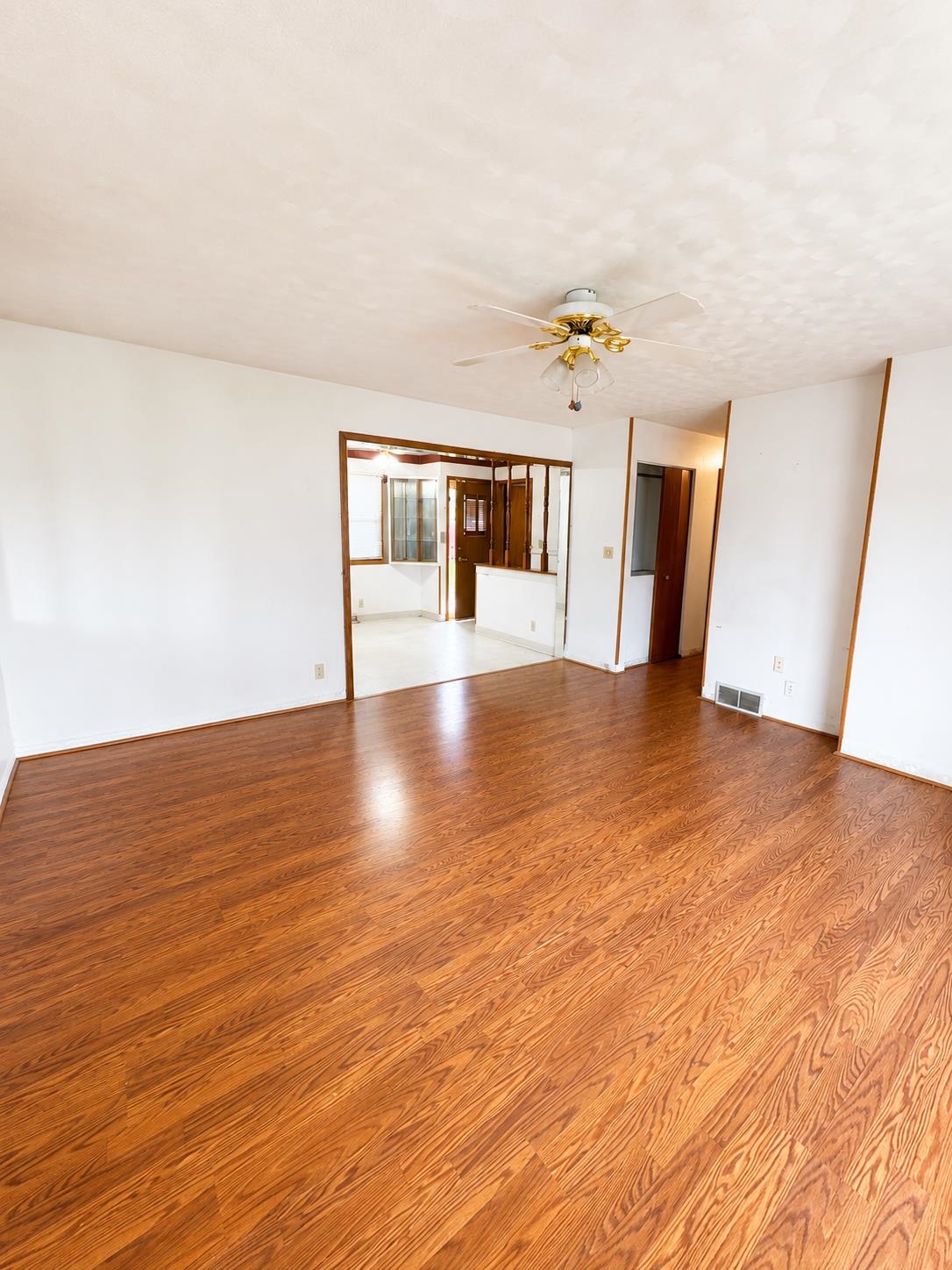 5722 69th Street