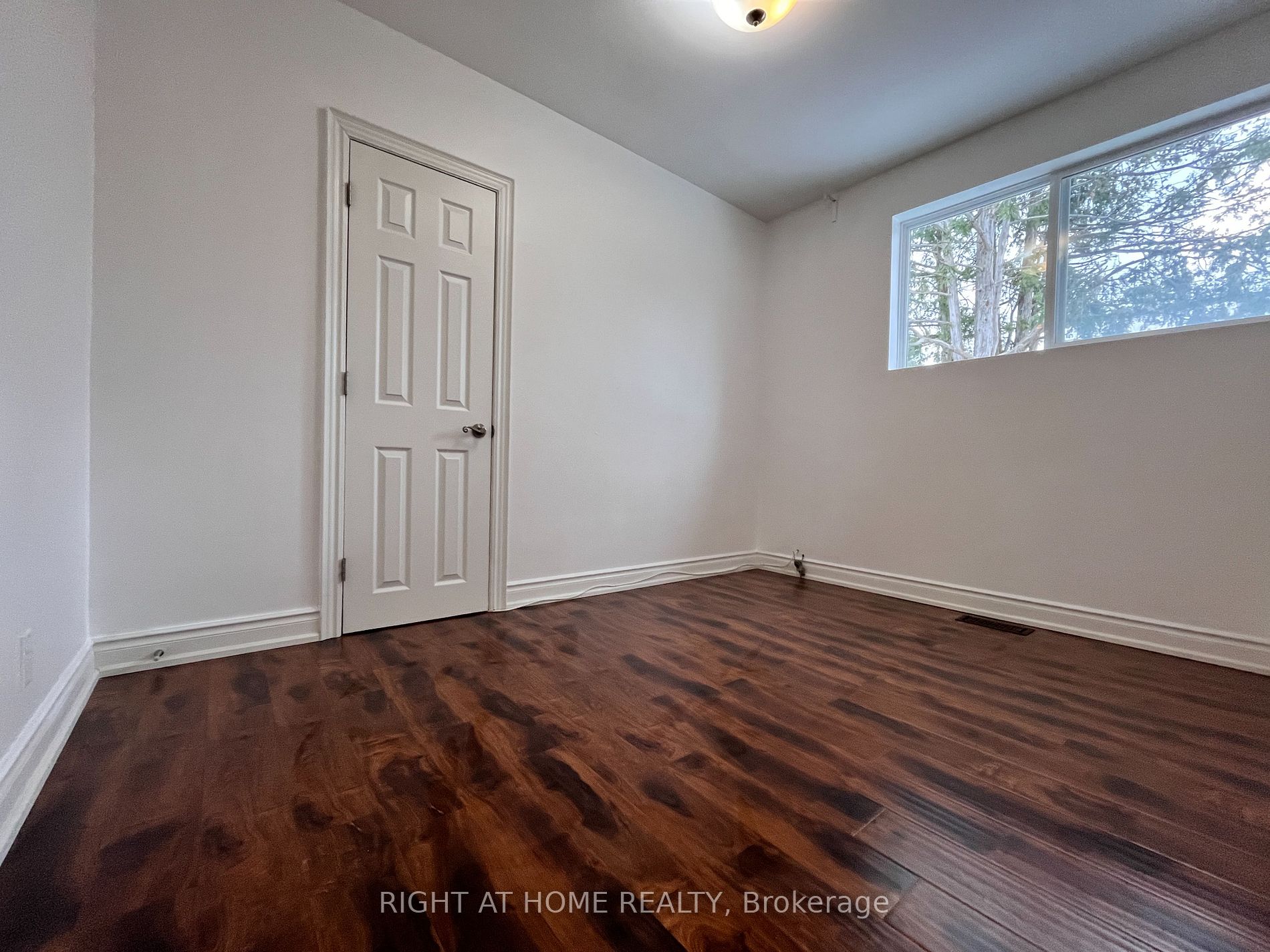 195 N Taylor Mills Dr Upper