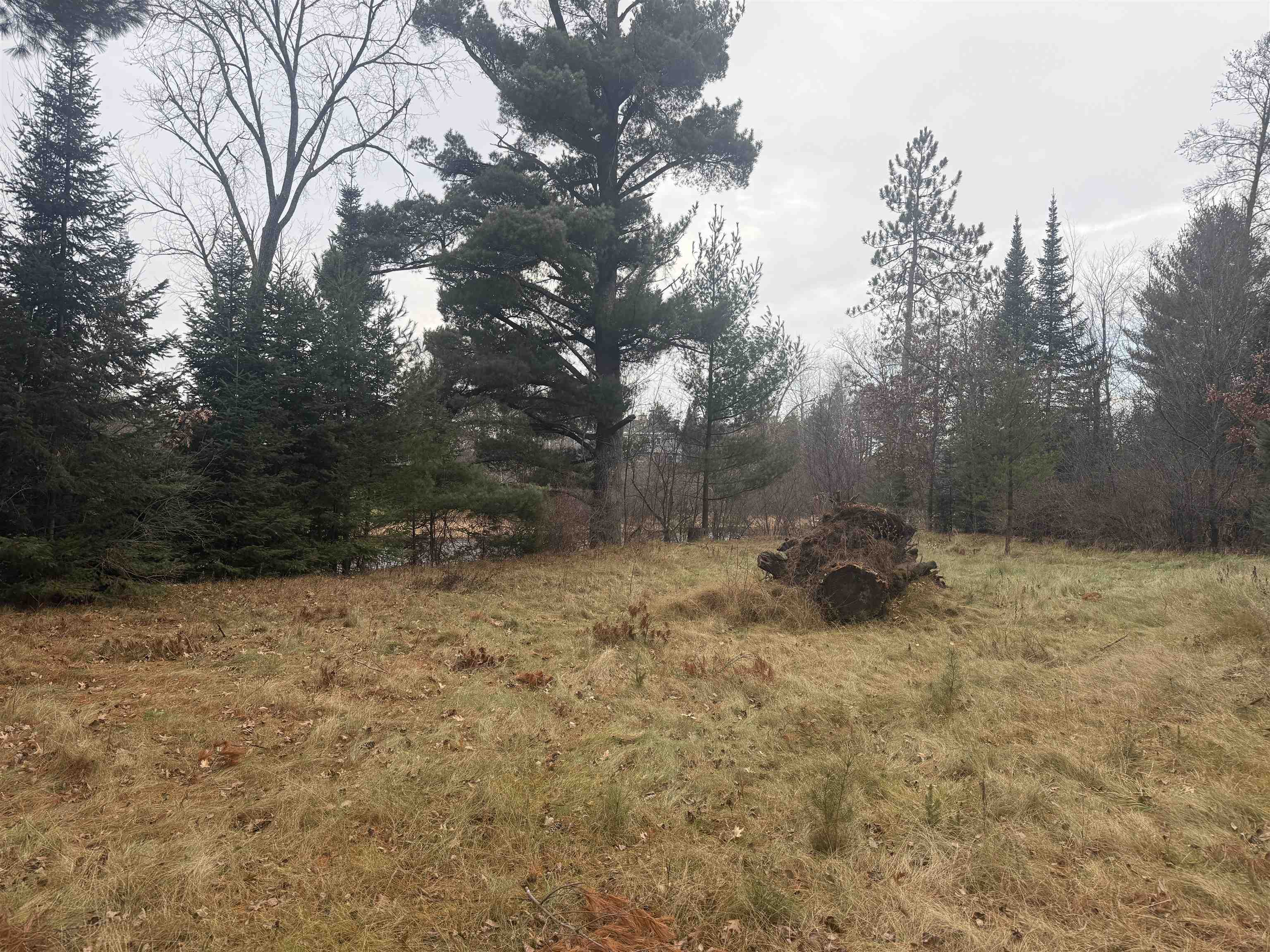10725 N Namekagon Lane
