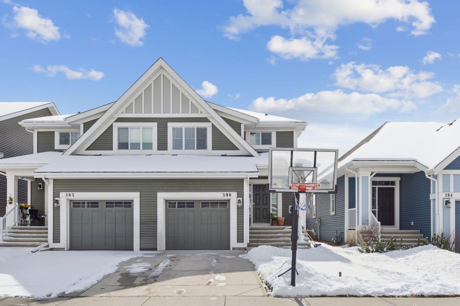 298 River Heights Crescent