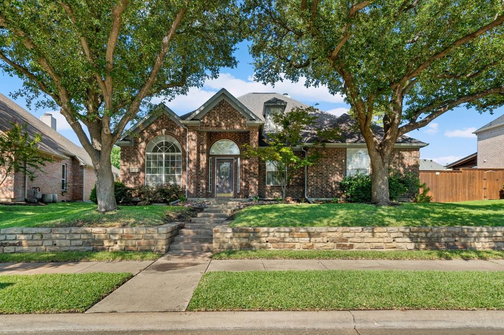 Perfectly situated in the desirable Flower Mound neighborhood of Shadow Ridge, this home offers space for all. Enter into this open concept home with beautiful Engineered Wood floors and neutral paint in most rooms. This open family room, kitchen and breakfast area brings everyone together for all the gatherings. A second living-dining space at the front of the home affords flexibility and creativity for your specific needs. The spacious owner’s suite has direct access to the back patio, for a relaxing morning! The 4th bedroom could also be an office or play space. Lots of opportunities to make these spaces your own. Enjoy an easy walk to Shadow Ridge Park which has a playground, picnic area, basketball court and walking trails – fun for all! It's also located near shopping, restaurants and easy access to highways and DFW Airport. You will especially want to check out the restaurants and shops at nearby walkable Lakeside DFW. This home has the highly sought-after Flower Mound schools. Don’t miss out on the opportunity to make this stunning property yours! All information is reliable but not guaranteed. Buyer and Buyer's Agent to verify all information including room measurements and schools.