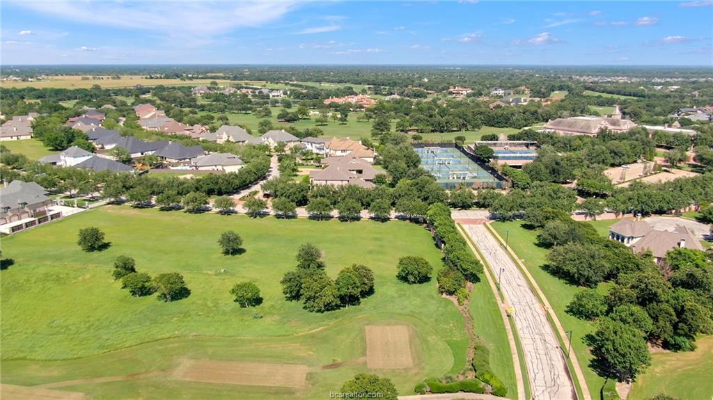 5005 Miramont Circle